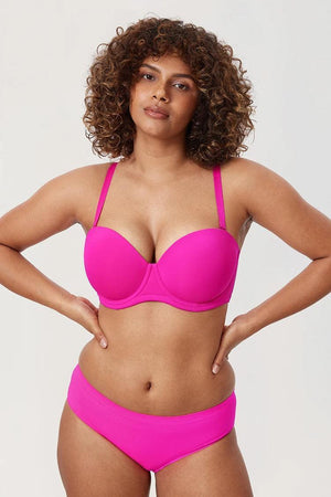 Close-up of pink moulded full cup bra highlighting sweetheart neckline and padding - MissFine