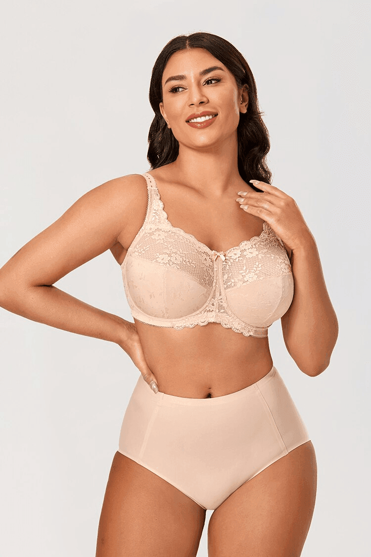 Close-up of black lace cup detailing highlighting scalloped edges and supportive underwire frame - MissFine