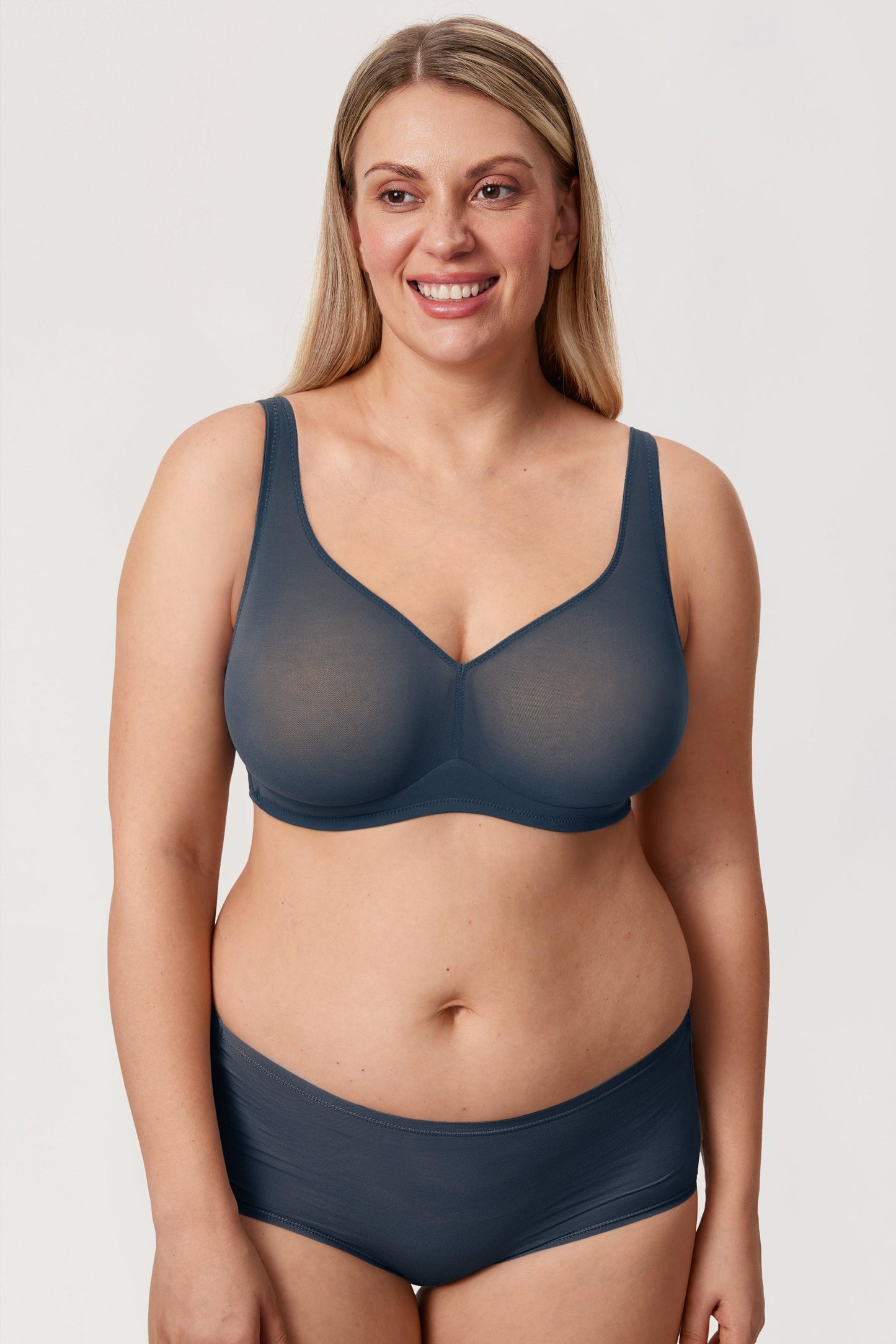 Ultra Support Bra – Maximum Hold & Comfort