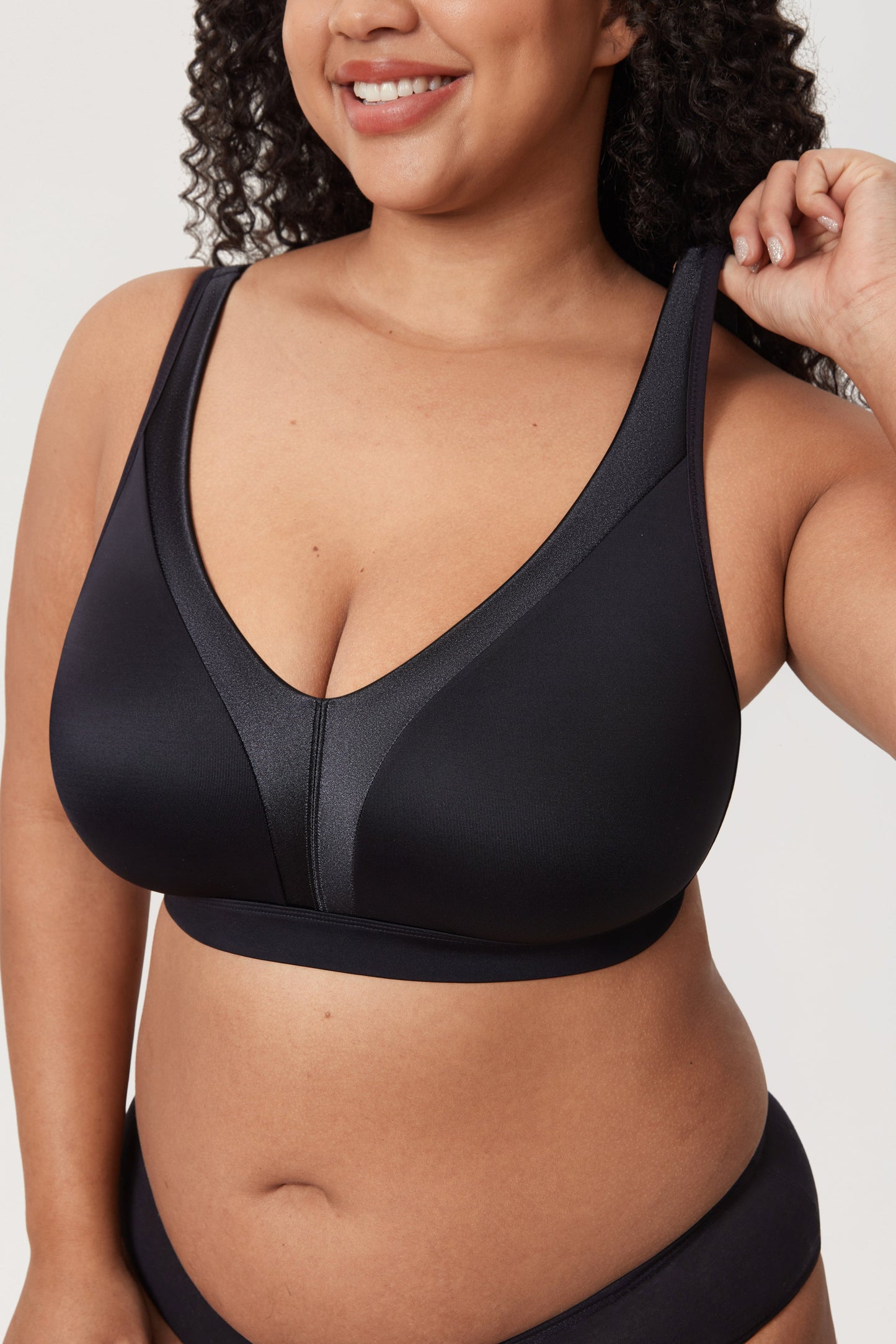 Silk & Satin Wire-Free Bra – Elegant Comfort