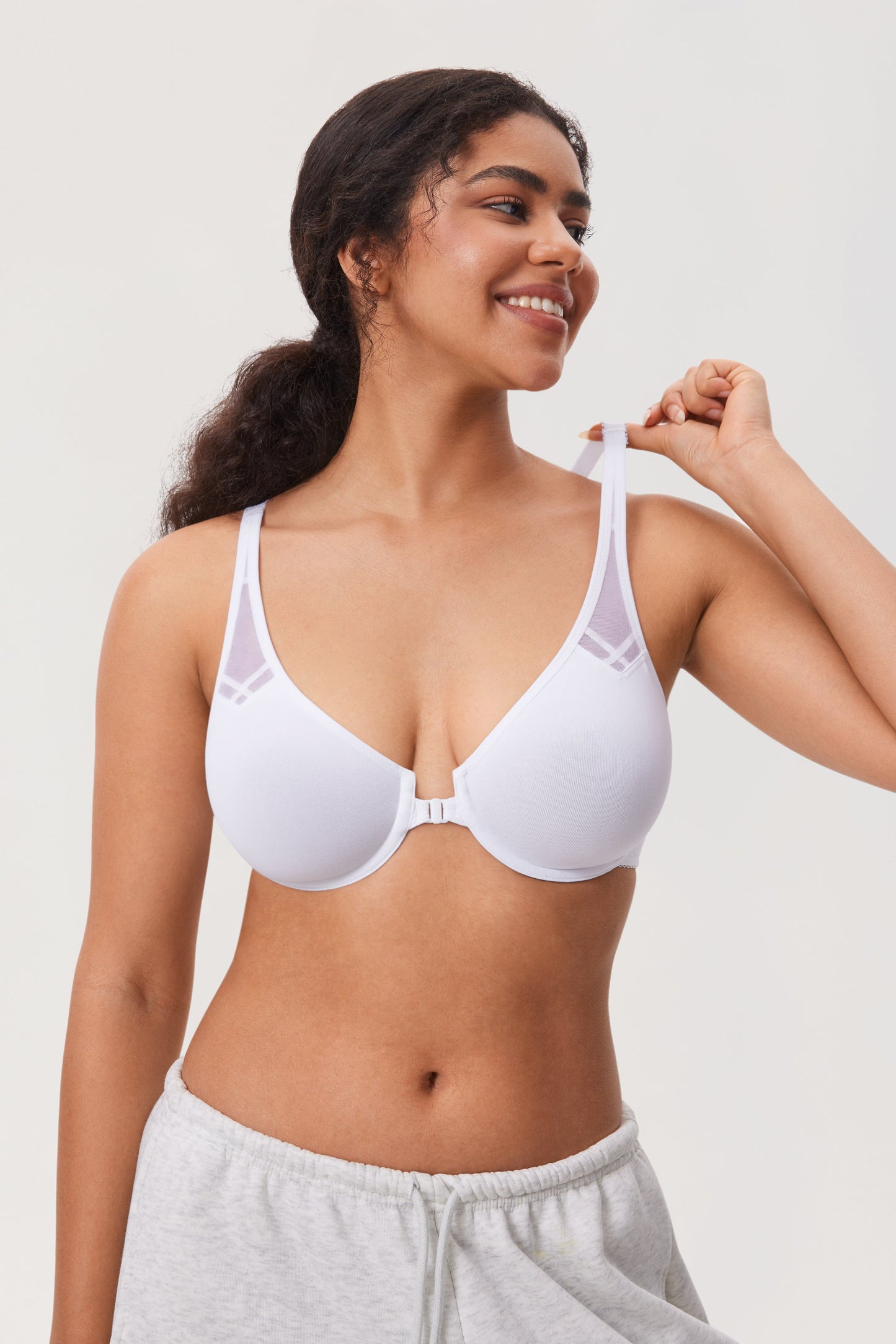 Front-Closure Bra – Light, Breathable Support