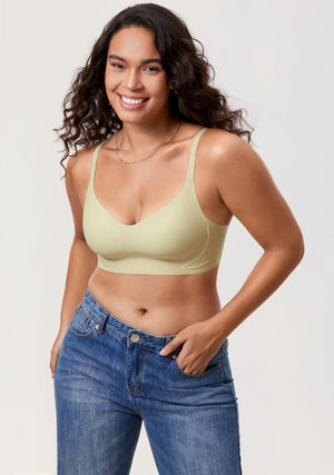 Front view of green plus size wireless bra with full coverage seamless cups - MissFine