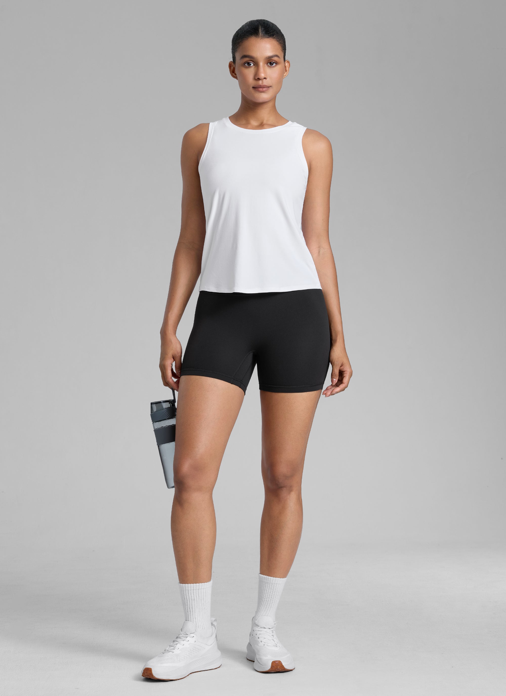 Sculpt Shorts No Front Seam - High Waist, 4 Inch Black - view 3