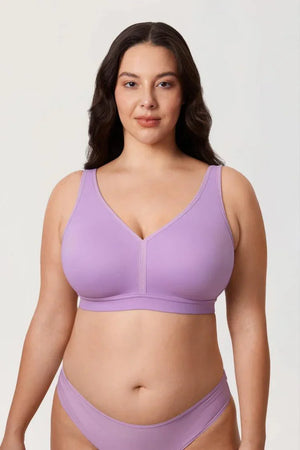 Back view of plus size supportive bra with wide band and hook-and-eye closure - MissFine