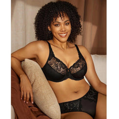 Black Lace Bra – A Wardrobe Must-Have!