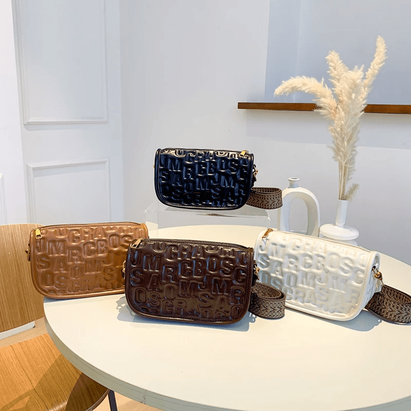 An evening bag for personal belongings from a designer from New York for a perfect feminine look