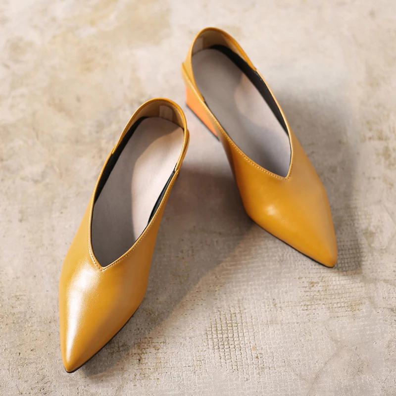 A cool retro shoe by a Spanish designer that can be worn as a flip-flop