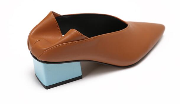 A cool retro shoe by a Spanish designer that can be worn as a flip-flop