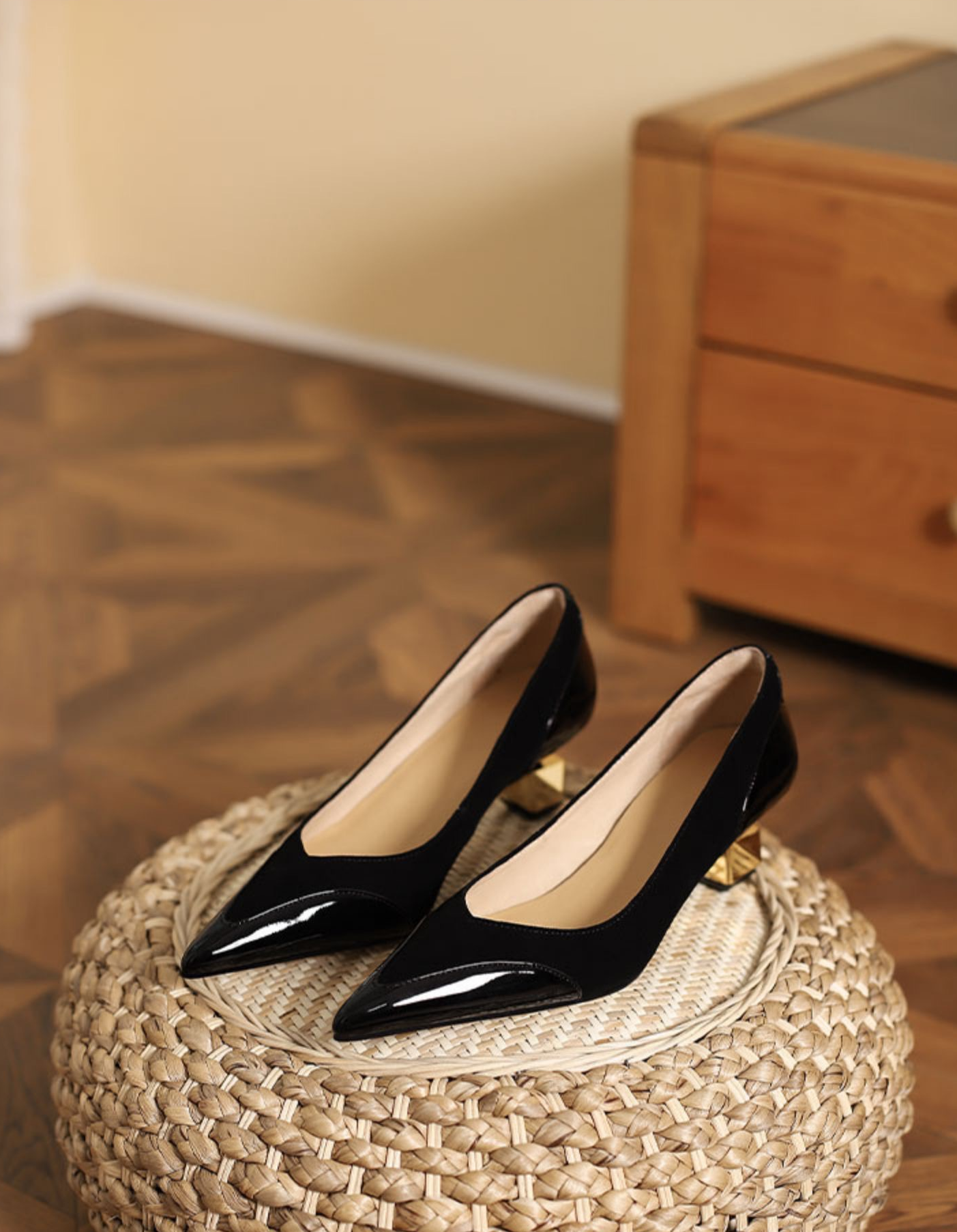 A luxurious high-heeled shoe from Italy with a special heel for a feminine appearance