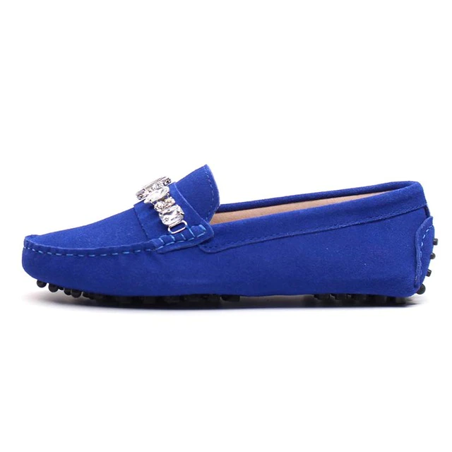 Leather moccasin from Spain in a zircon finish perfect for quality fashionable look